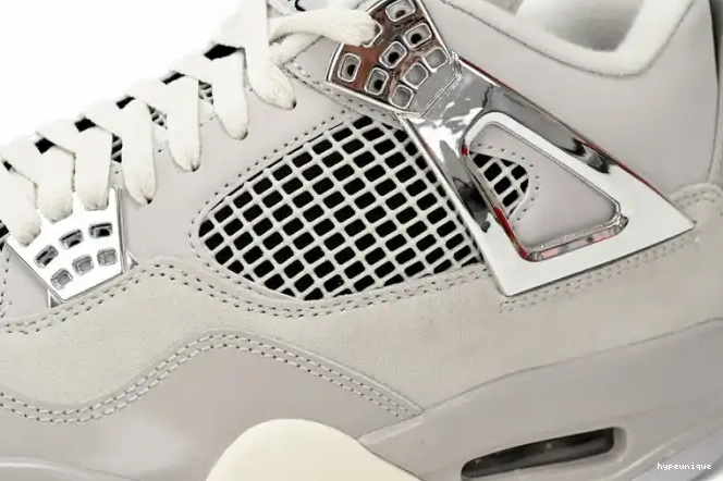 HYPE Jordan Air WMNS AQ9129-001 4 Frozen Moments 0529